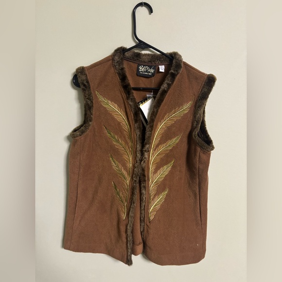 Bob Mackie Jackets & Blazers - Bob Mackie Wearable Art Fleece Vest Brown Feather Embroidery Faux Fur Small New